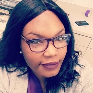 Meet your Posher, Tina